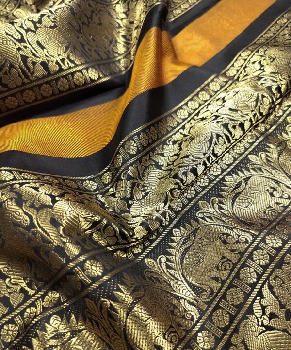 PETNI KANJEEVARAM HANDLOOM SILK SAREE - Image 3