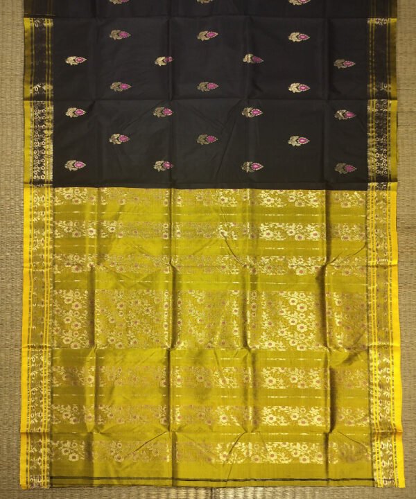 GARAD HANDLOOM SILK SAREE - Image 2