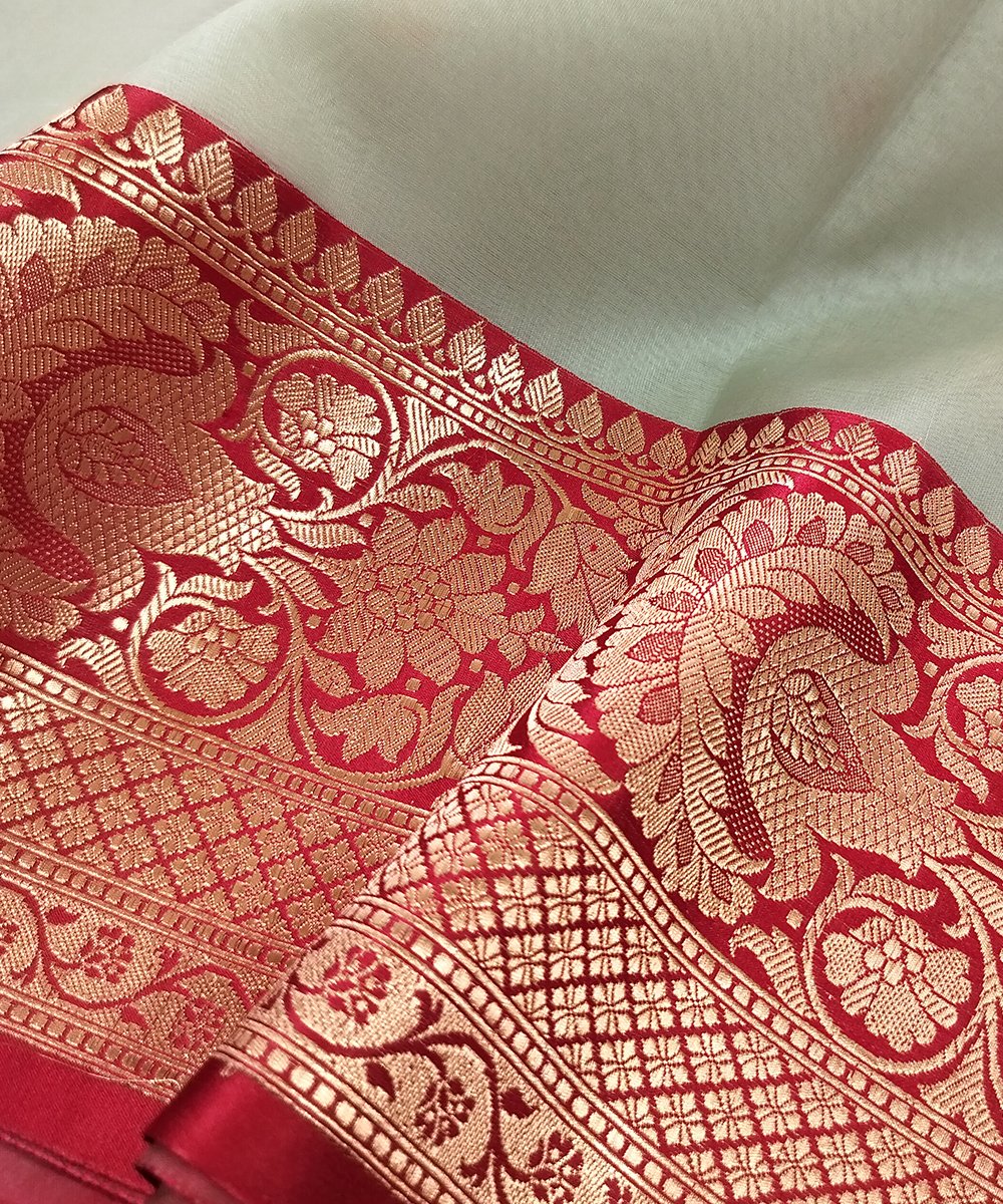 BANARASI HANDLOOM KORA SILK SAREE WITH KATAN BROCADE BORDER AND PALLU - Image 3